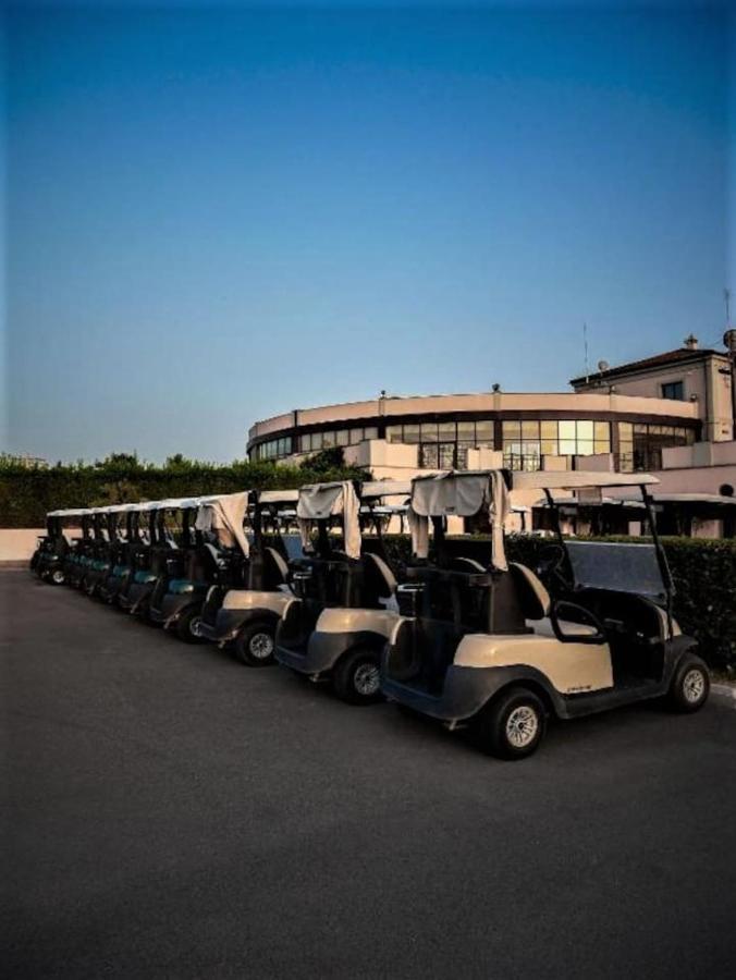 Marco Simone Golf Club Apartment 외부 사진